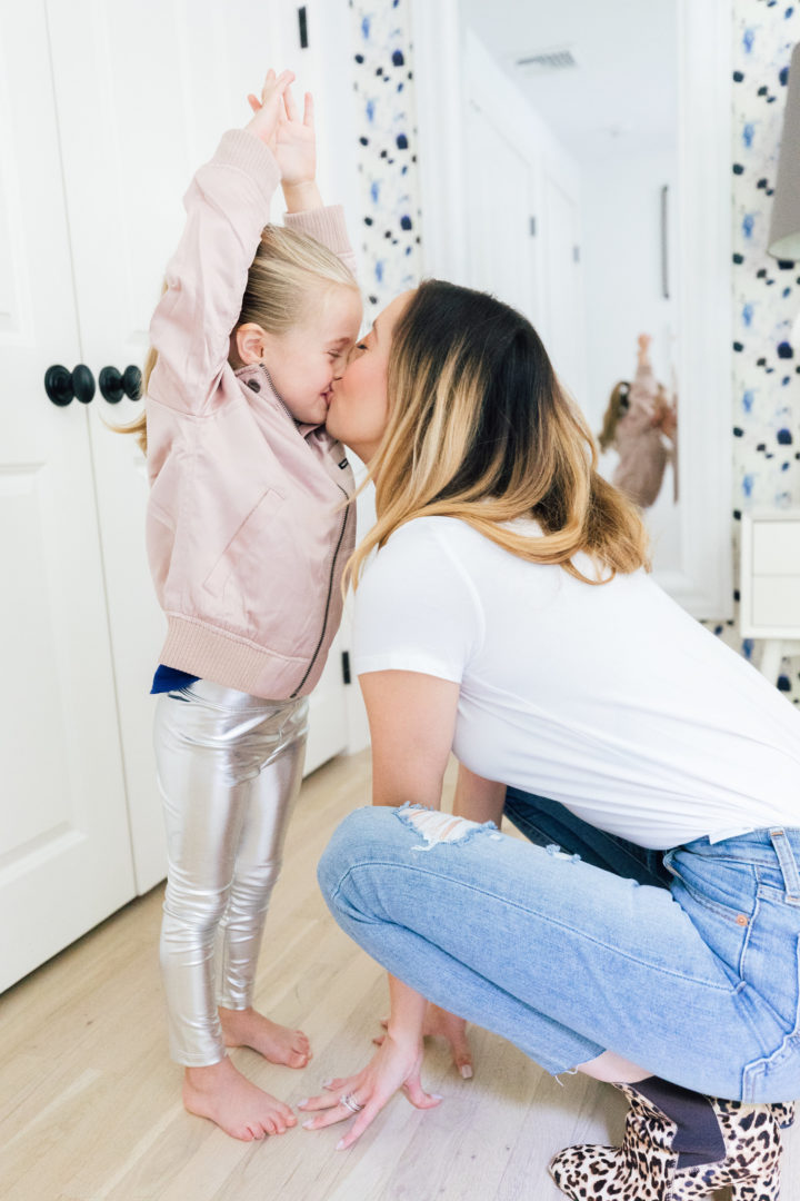 Eva Amurri Martino gives her daughter Marlowe a smooch while she test drives the new Amazone Prime Wardrobe